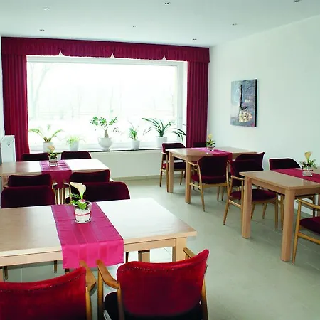 Haus Sonnenwinkel בית הארחה 3*